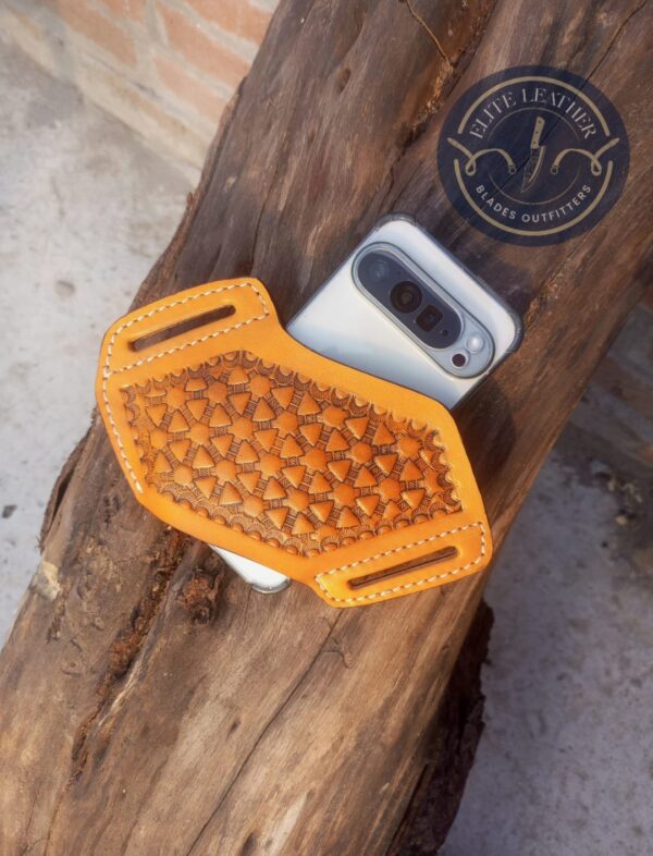 Handmade Leather Phone Holster – Tooled Leather Belt Phone Pouch – Western Style Cell Phone Holder