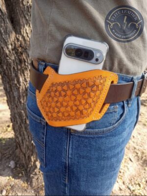 Handmade Leather Phone Holster – Tooled Leather Belt Phone Pouch – Western Style Cell Phone Holder